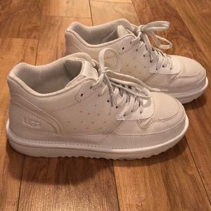 Girls White Highland Ugg High Top Sneakers - size 4us